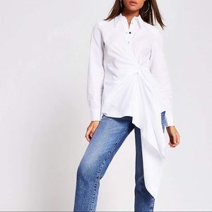 💙White asymmetric shirt